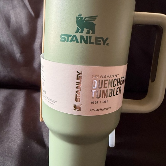 New Stanley 40oz Sage Green Hydration Tumbler w/ Straw - Picture 2 of 6